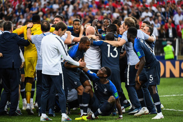 前锋群在本 前锋群在本